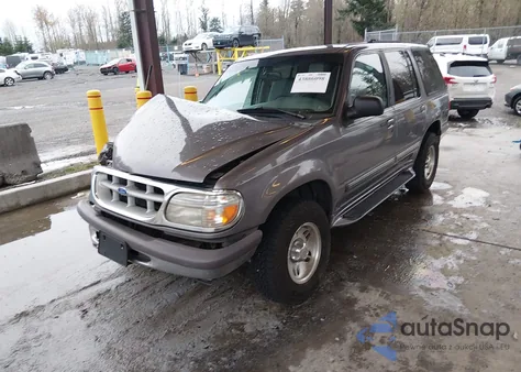 1997 Ford Explorer Eddie Bauer/Limited/Xl/Xlt from USA, damaged, VIN 1FMDU34EXVUC52198